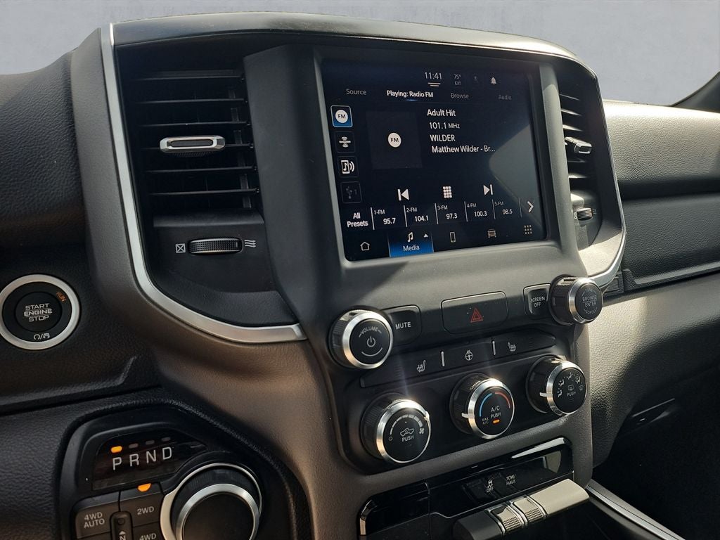 2023 RAM 1500 Lone Star Crew Cab 4x4 5'7' Box