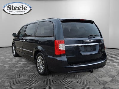 2014 Chrysler Town & Country Touring-L