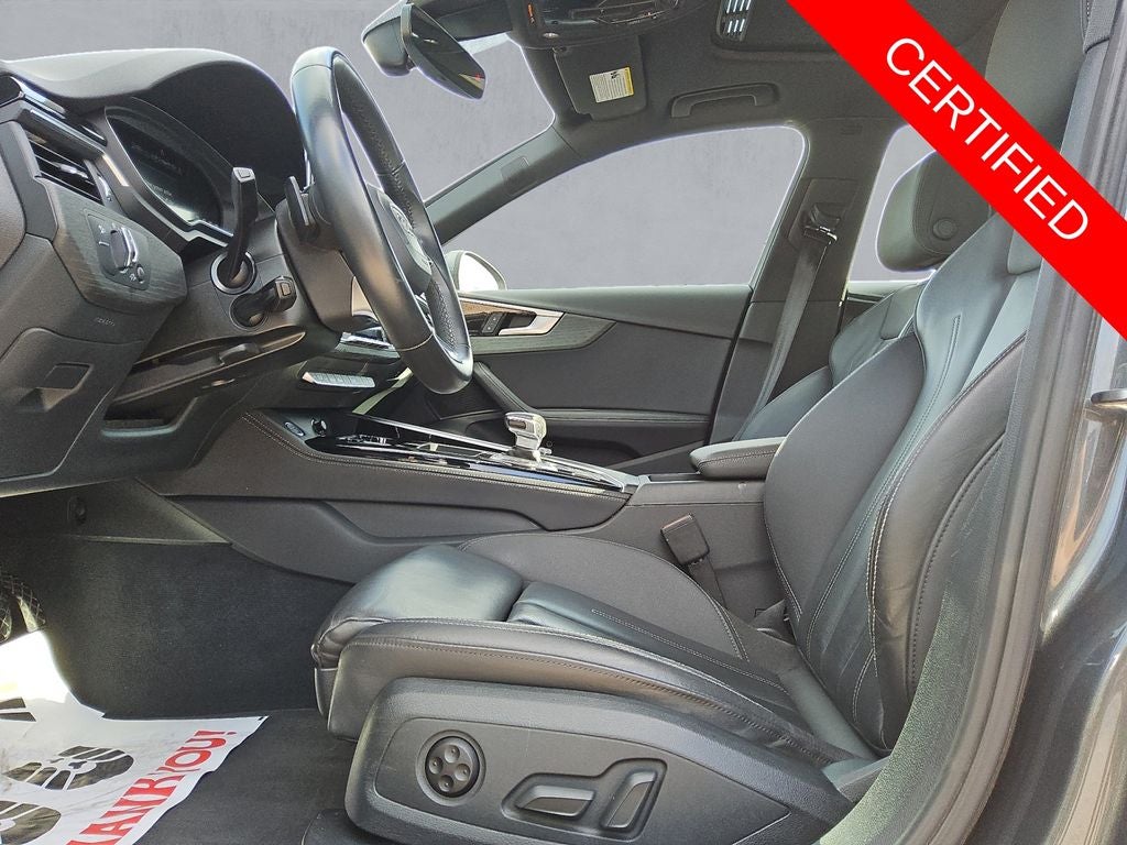 2024 Audi A4 Premium Plus 45 TFSI S line quattro S tronic