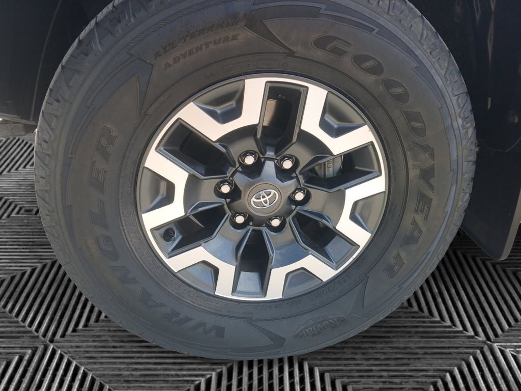 2019 Toyota Tacoma SR V6