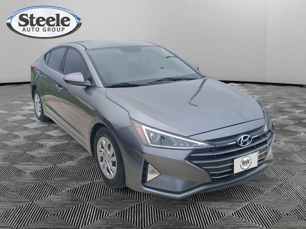 2019 Hyundai ELANTRA SE