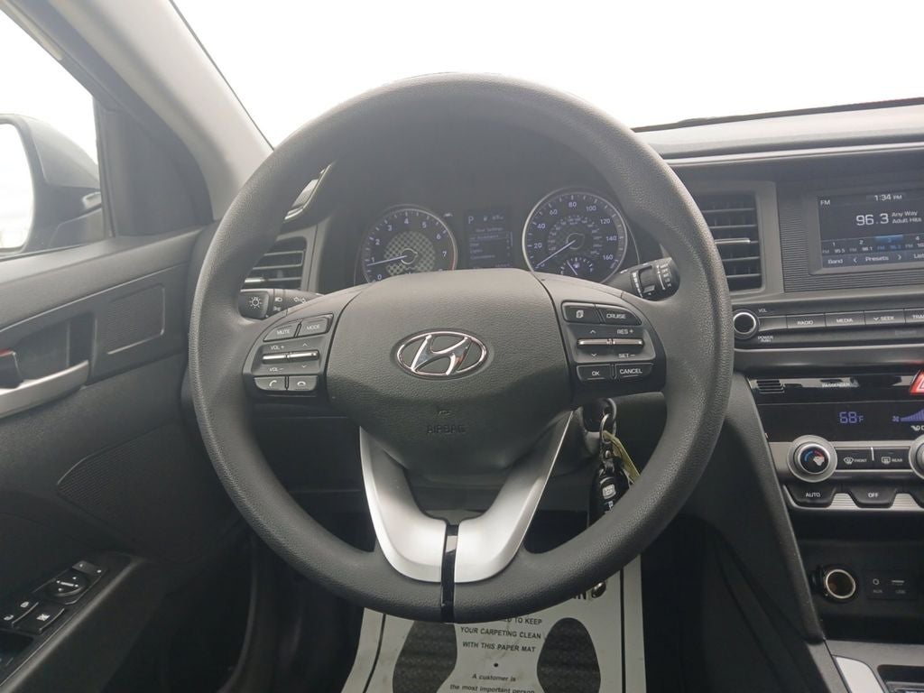 2020 Hyundai ELANTRA SE