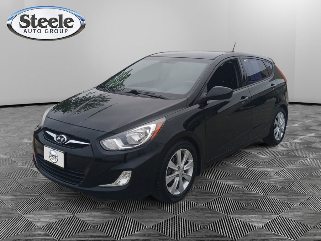 2012 Hyundai ACCENT SE