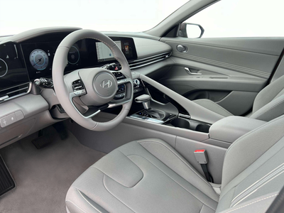 2024 Hyundai ELANTRA SEL Convenience