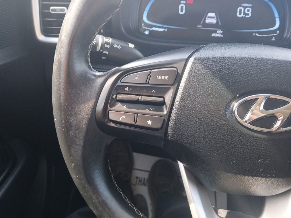 2023 Hyundai VENUE SEL