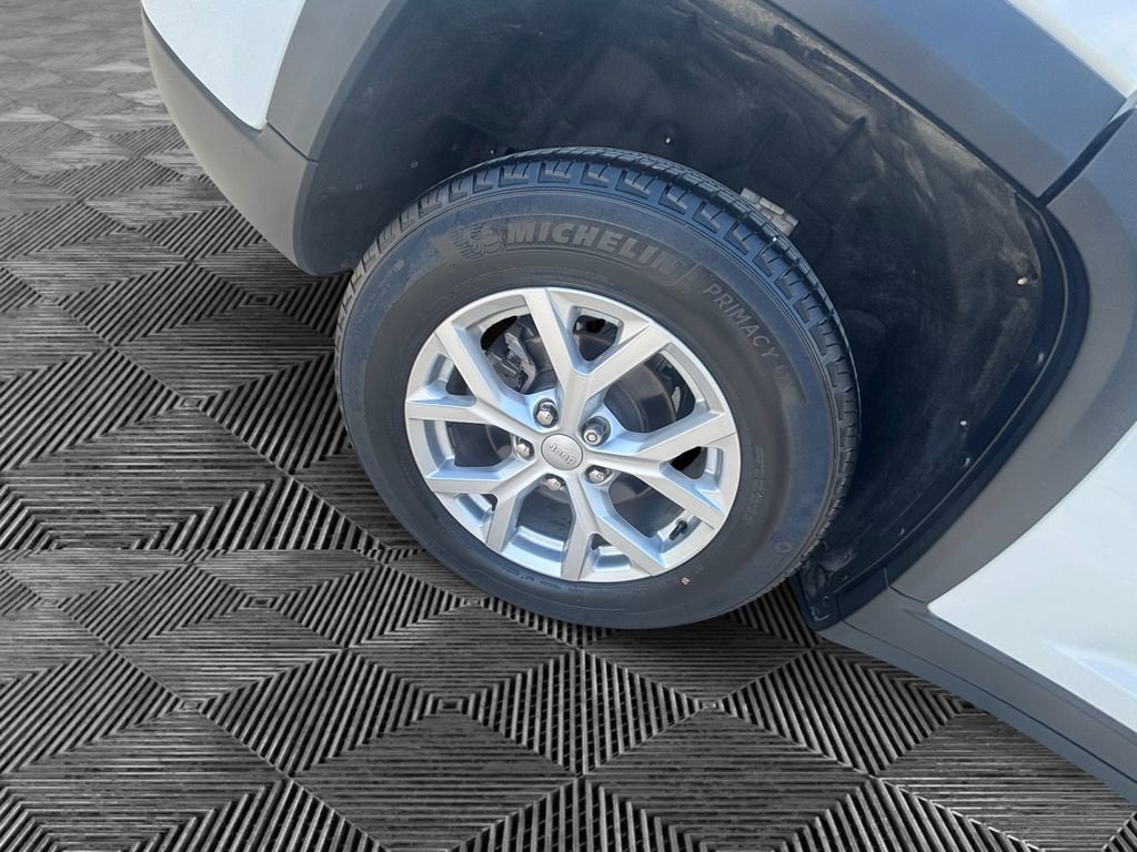 2023 Jeep Grand Cherokee Limited 4x2