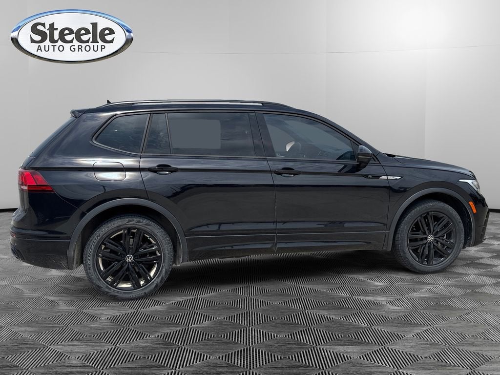 2022 Volkswagen Tiguan SE R-Line Black