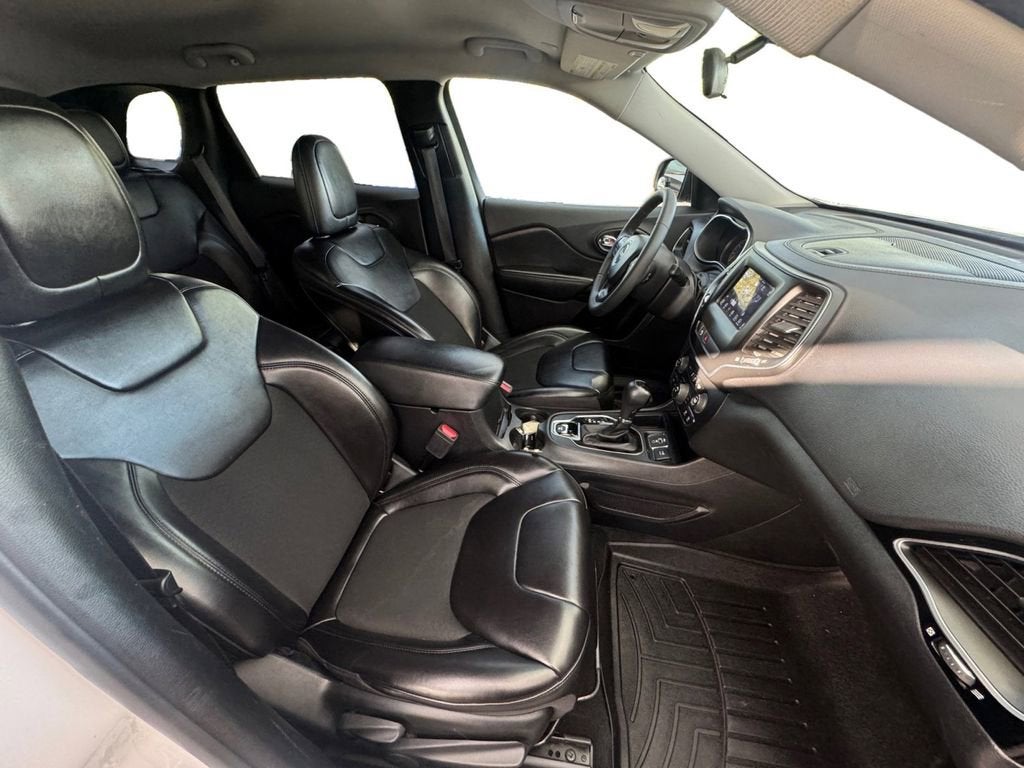 2020 Jeep Cherokee Altitude