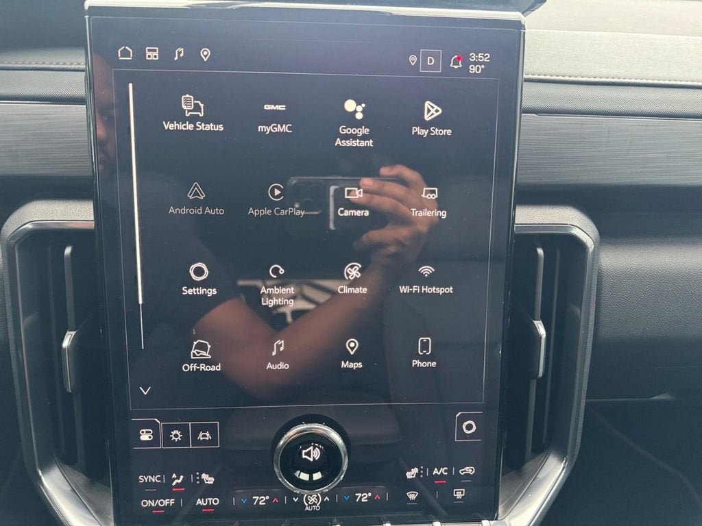 2024 GMC Acadia AT4