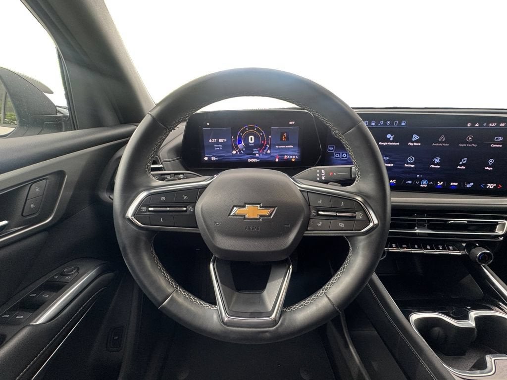 2024 Chevrolet Traverse LS