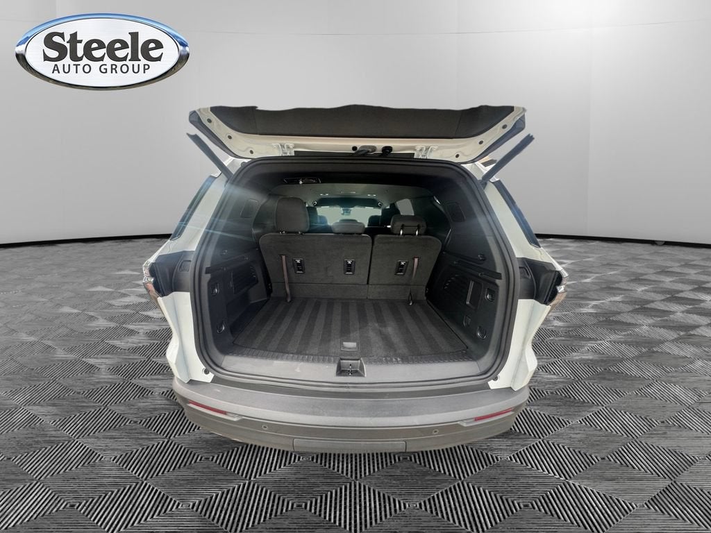 2024 Chevrolet Traverse LS
