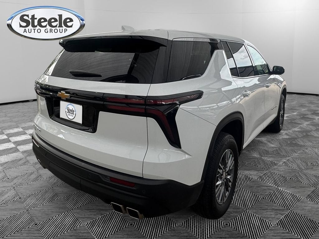 2024 Chevrolet Traverse LS
