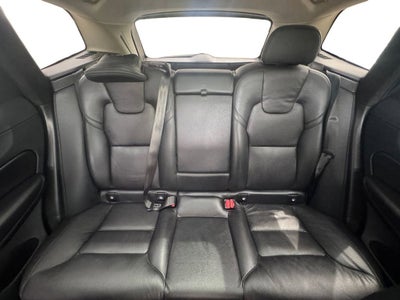 2023 Volvo XC60 Recharge Plug-In Hybrid T8 Plus Bright Theme