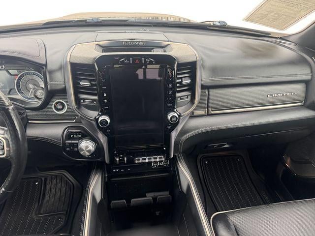 2019 RAM 1500 Limited Crew Cab 4x4 5'7' Box