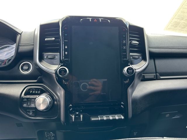 2023 RAM 1500 Laramie Crew Cab 4x4 5'7' Box