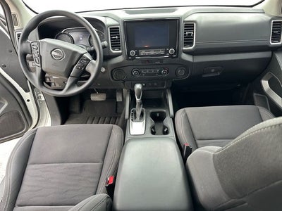 2022 Nissan Frontier Crew Cab SV 4x2
