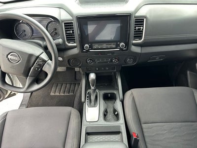 2022 Nissan Frontier Crew Cab SV 4x2