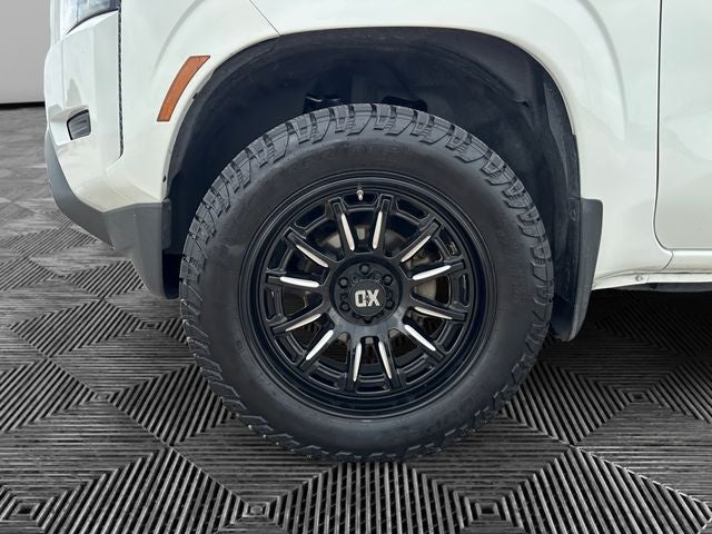 2022 Nissan Frontier Crew Cab SV 4x2