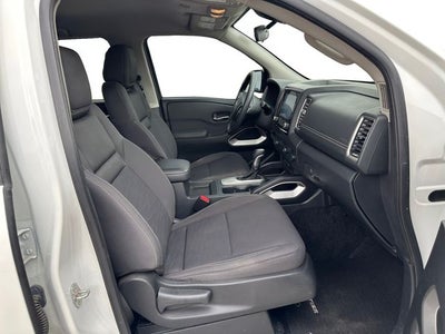 2022 Nissan Frontier Crew Cab SV 4x2