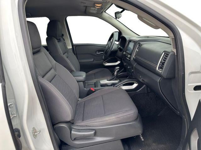 2022 Nissan Frontier Crew Cab SV 4x2