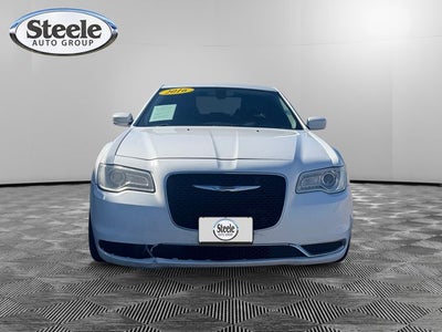 2016 Chrysler 300 Limited