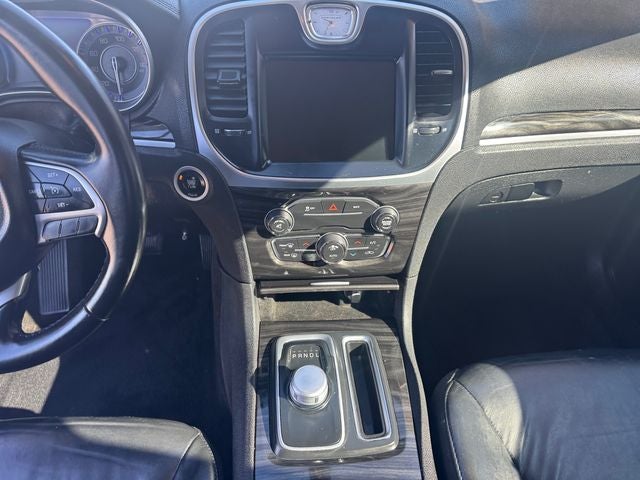 2016 Chrysler 300 Limited