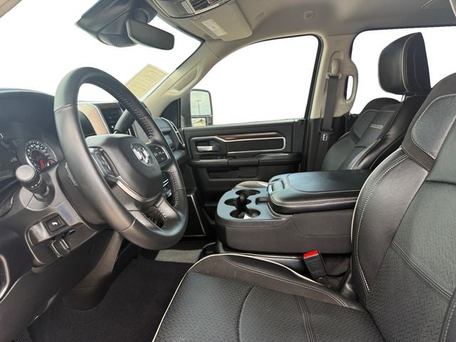 2024 RAM 2500 Laramie Crew Cab 4x4 6'4' Box