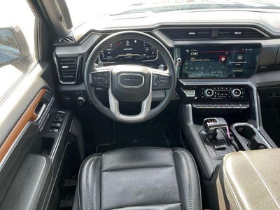 2023 GMC Sierra 1500 4WD Crew Cab Short Box Denali