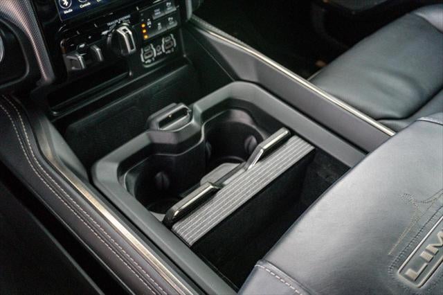 2021 RAM 1500 Limited Crew Cab 4x4 5'7' Box