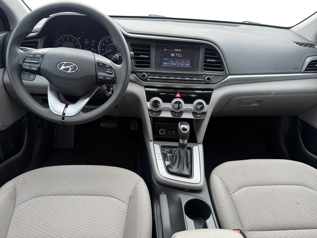 2019 Hyundai ELANTRA SE