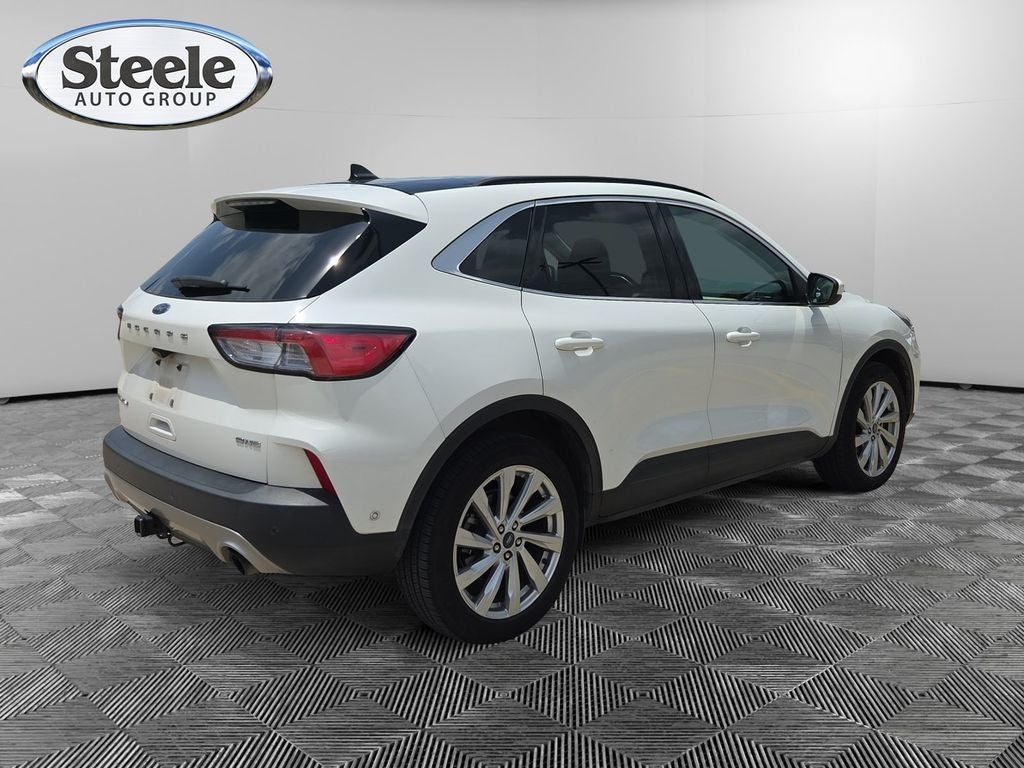 2022 Ford Escape Titanium