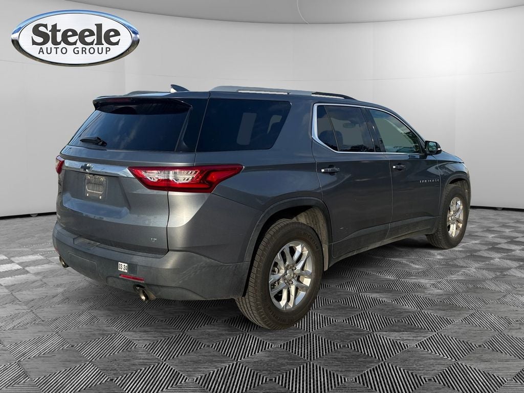 2018 Chevrolet Traverse LT Cloth w/1LT