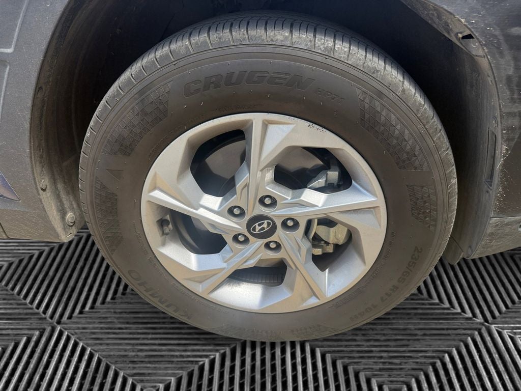2023 Hyundai TUCSON SE