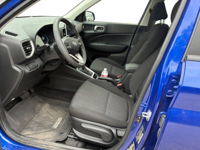 2025 Hyundai VENUE SE