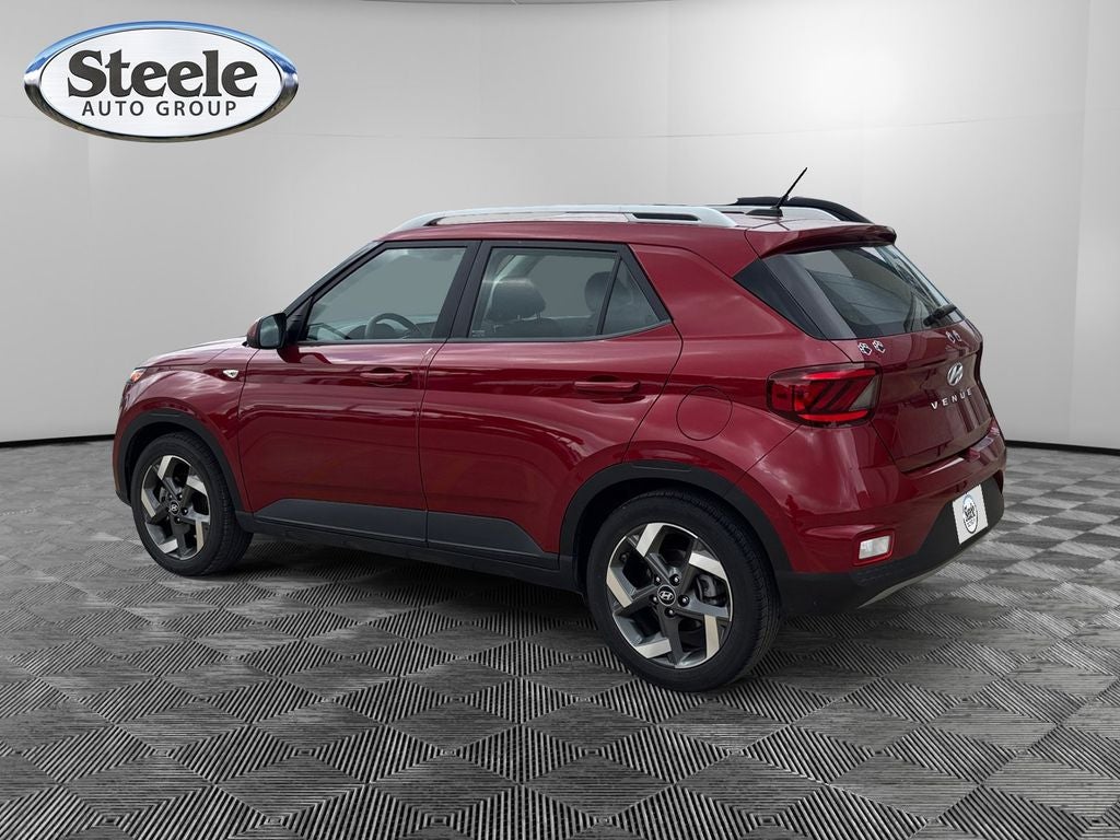 2024 Hyundai VENUE SEL