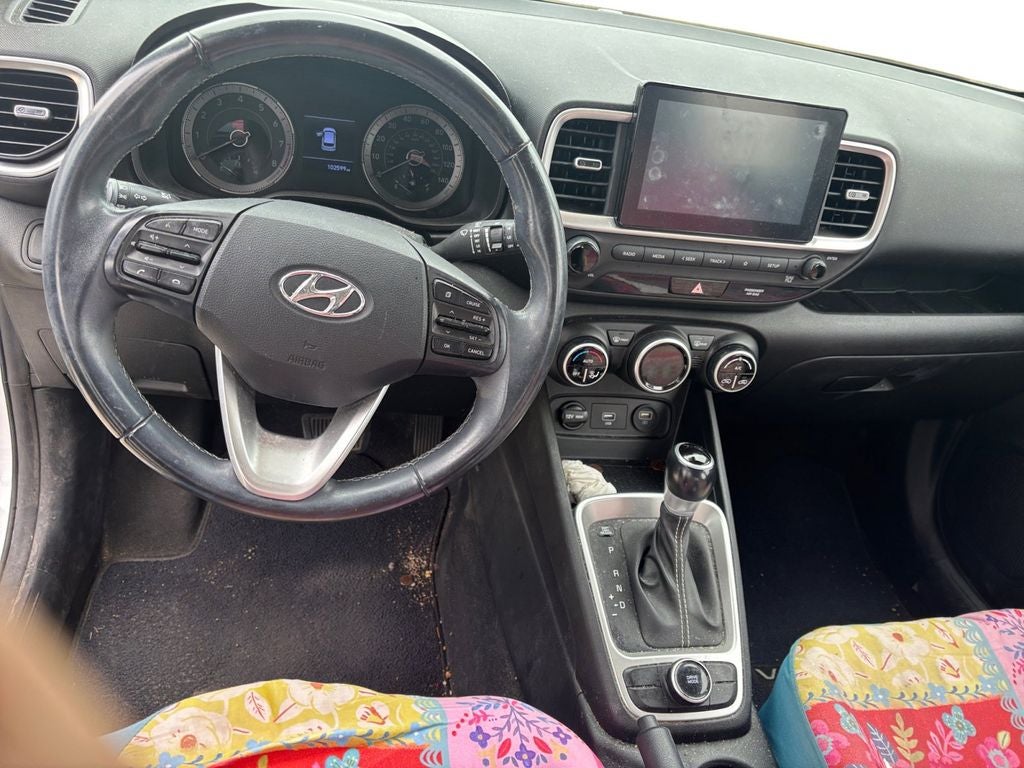 2021 Hyundai VENUE SEL