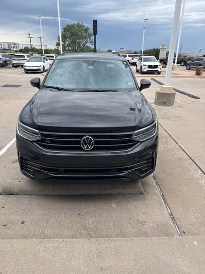 2022 Volkswagen Tiguan 2.0T SE R-Line Black