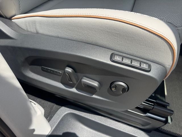 2025 Volkswagen ID. Buzz Pro S Plus